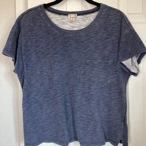 Navy crop pocket t-shirt